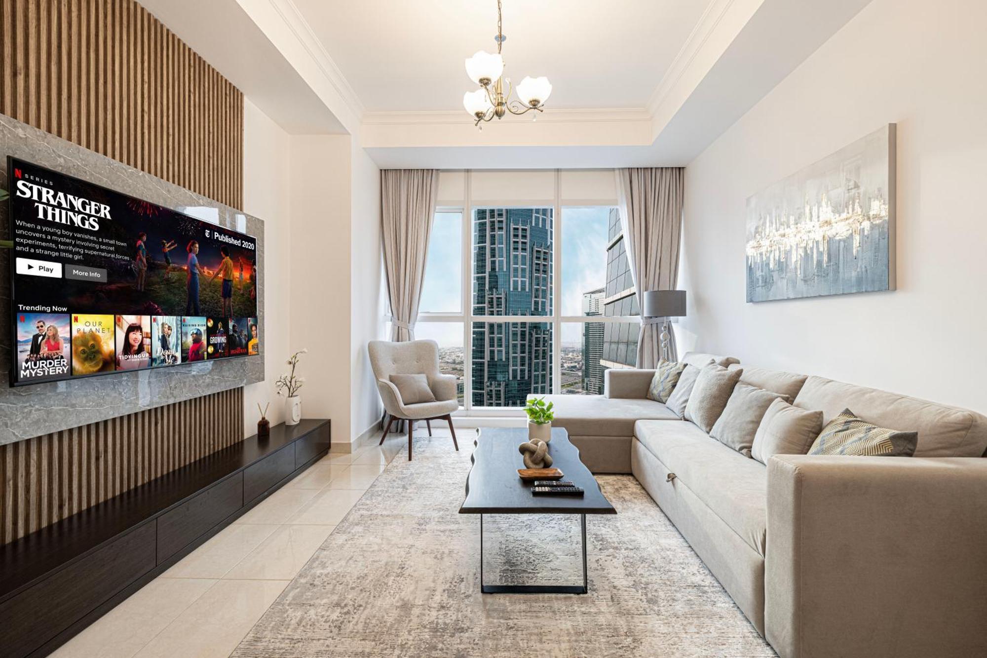 Luxurious 1br In Court Tower Business Bay Apartment *